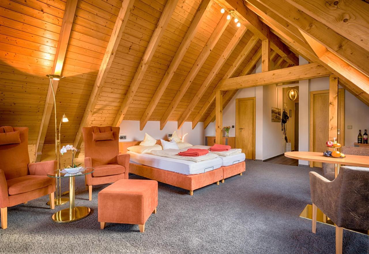 Hotel Ferien Residenz Bergfried Hinterzarten Exterior foto