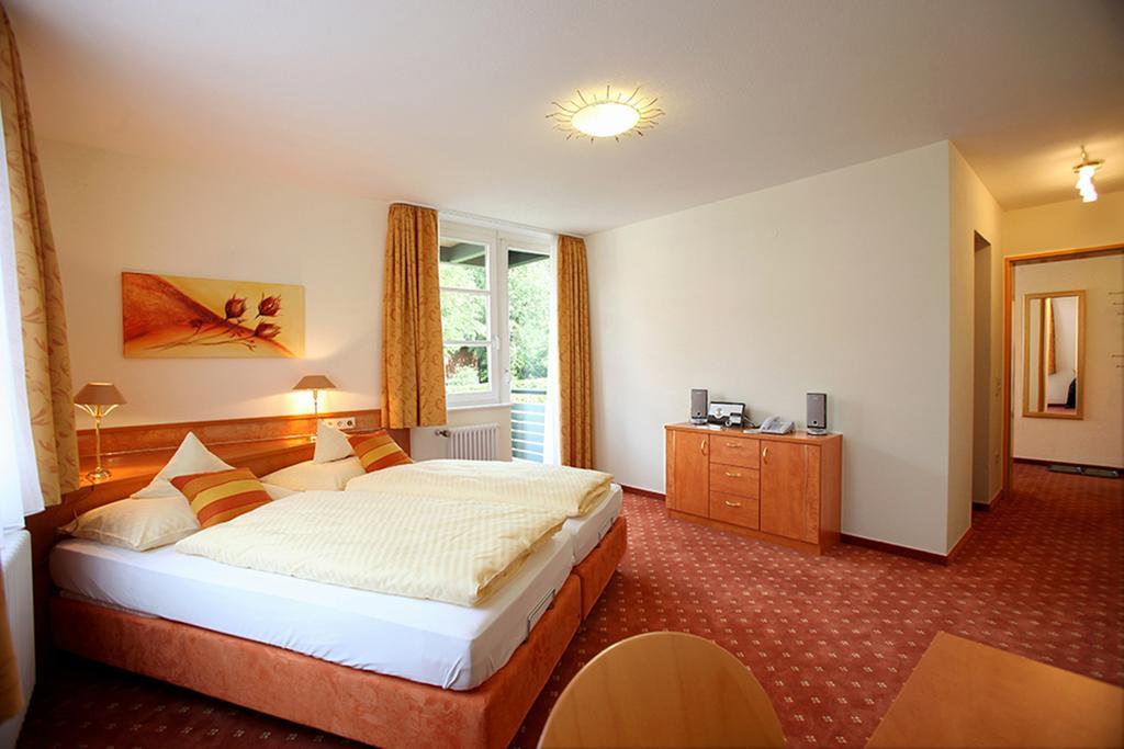 Hotel Ferien Residenz Bergfried Hinterzarten Exterior foto